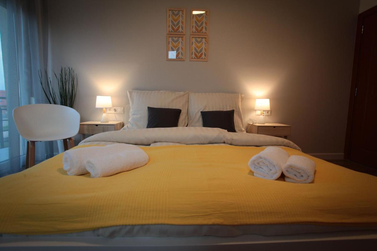 Airport Almaskert Panzio Bed & Breakfast Vecses Exterior photo