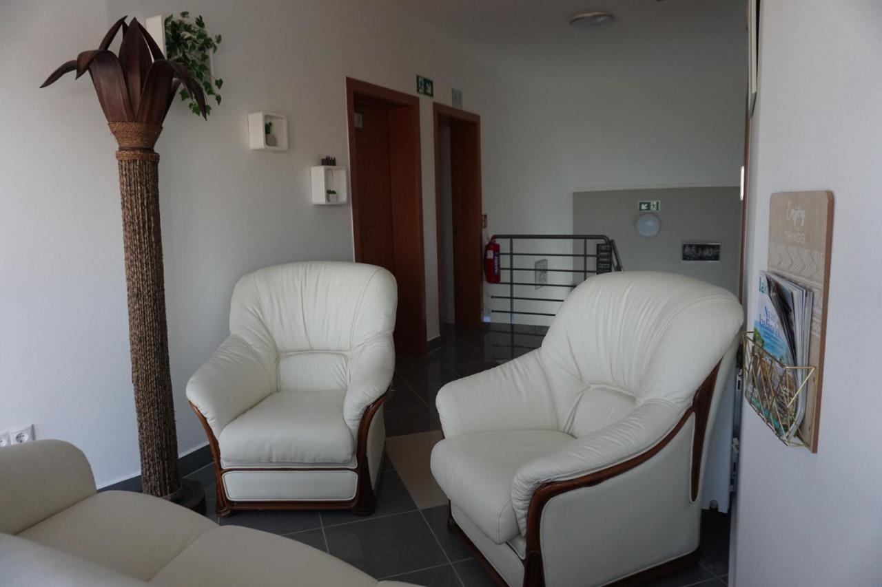 Airport Almaskert Panzio Bed & Breakfast Vecses Exterior photo